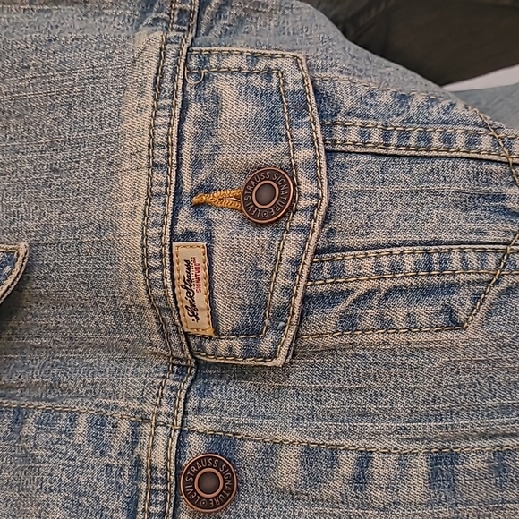 Levi Denim Jacket Girl XXL New - Picture 2 of 8